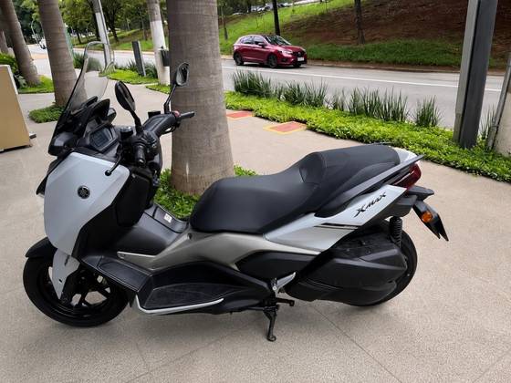 YAMAHA XMAX 250 CONNECTED ABS YAMAHA XMAX 250 CONNECTED ABS
